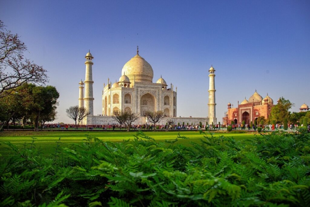 From Delhi: Taj Mahal, Agra Fort & Baby Taj Exclusive Tour